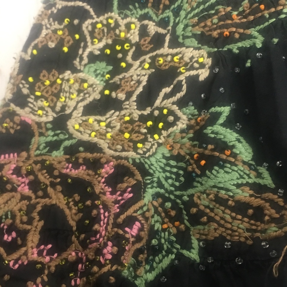Black skater skirt-embroidery
